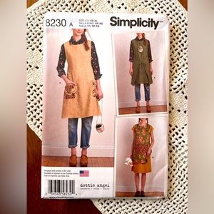 Simplicity Dottie Angel pattern for apron dress & reversible tabard sizes XS-XL